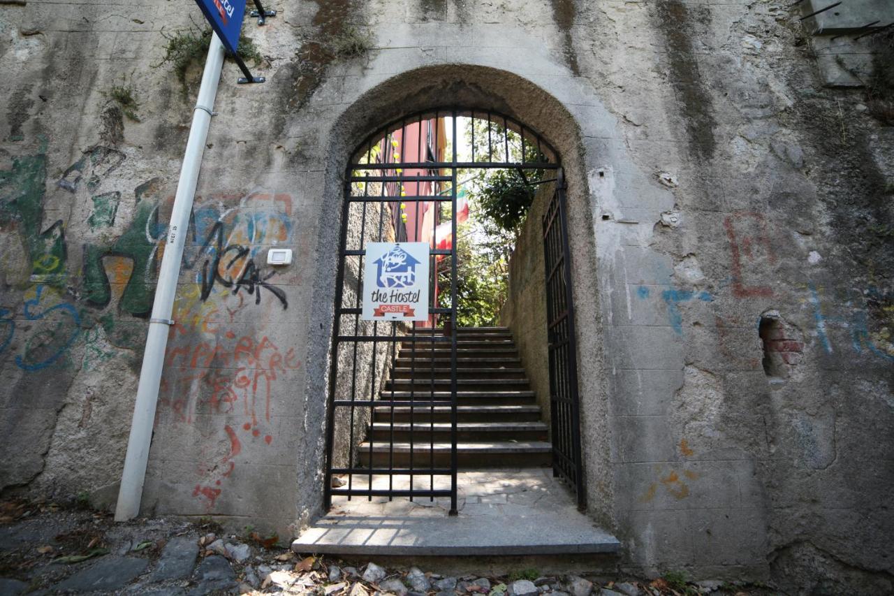 Castle Hostel Genua Exteriör bild